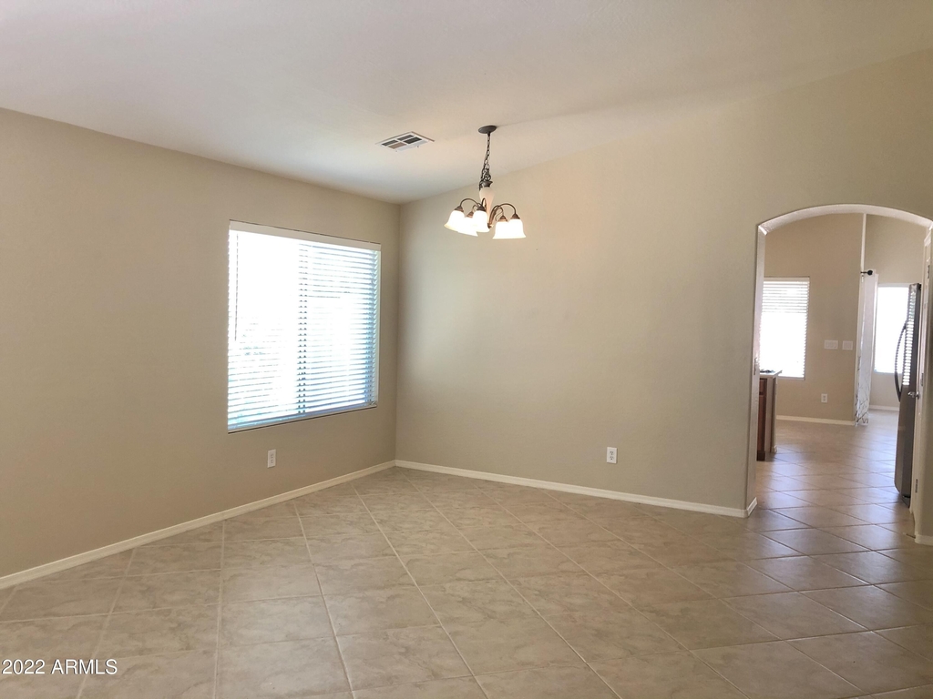 2504 W Canyon Way - Photo 2