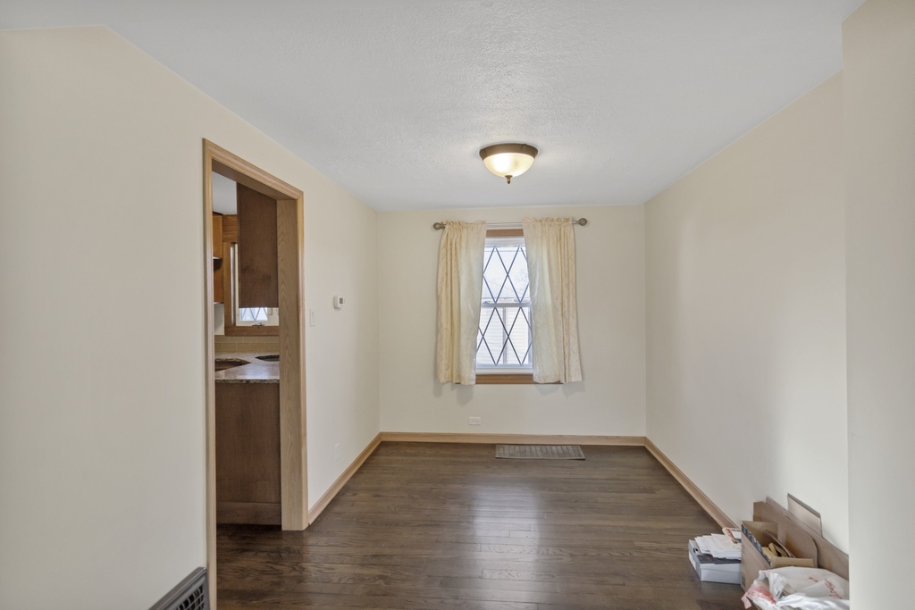 5156 W 63rd Place - Photo 5