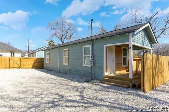 141 Monclova Alley - Photo 1