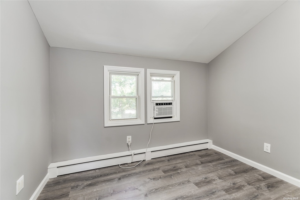 78 Whittier Avenue - Photo 15