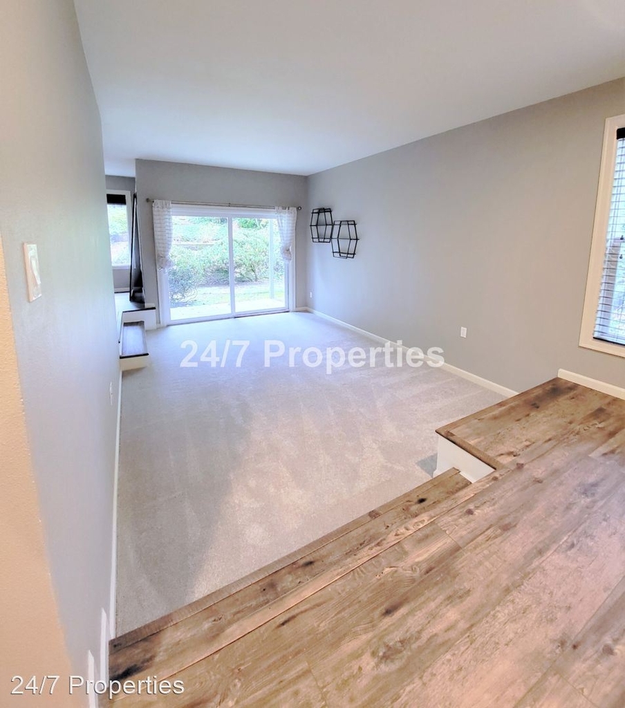 4615 Lakeview Blvd. - Photo 1