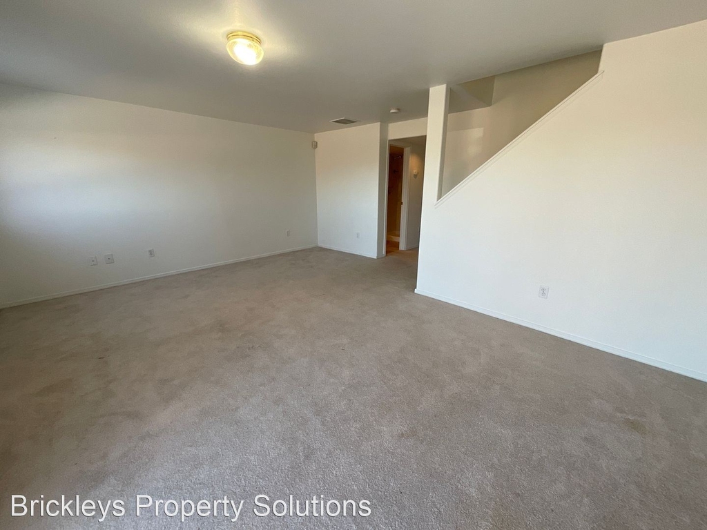 4250 Daylilly Dr - Photo 25