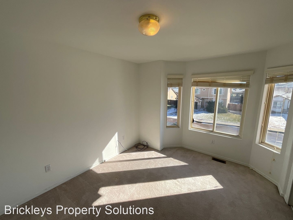 4250 Daylilly Dr - Photo 15