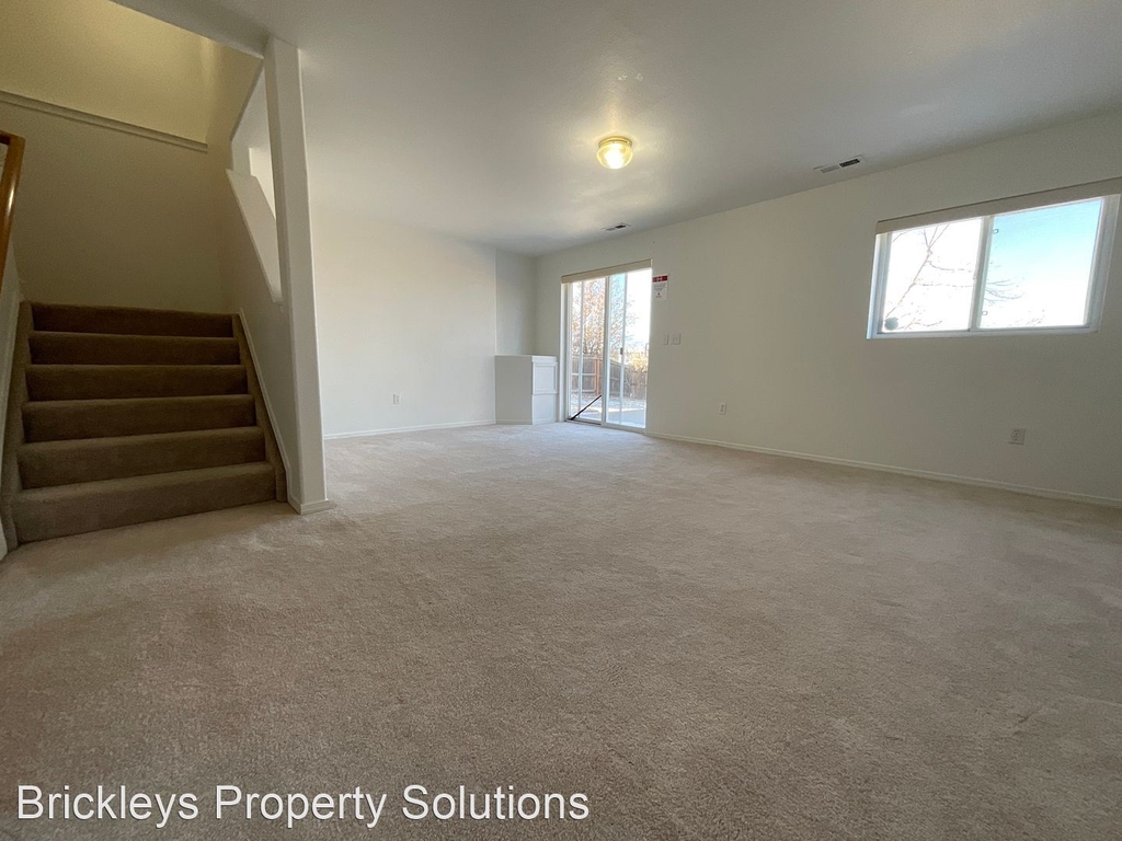 4250 Daylilly Dr - Photo 24