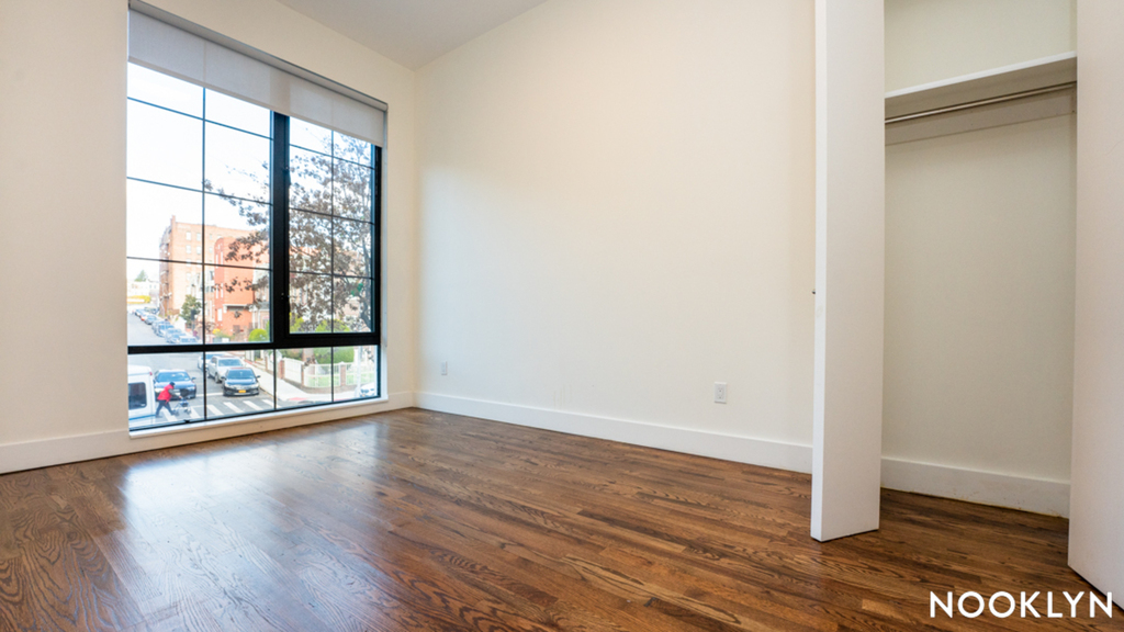 486 Lefferts Avenue - Photo 8