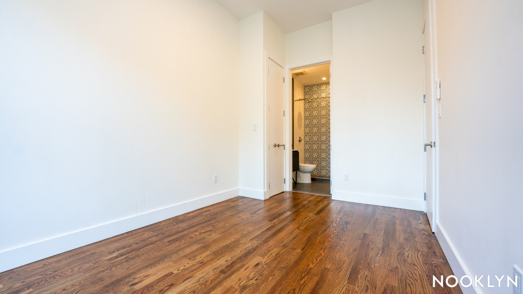 486 Lefferts Avenue - Photo 7