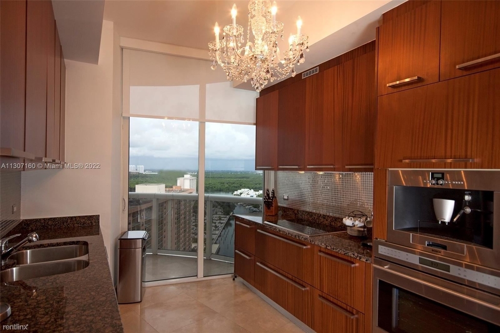 16001 Collins Ave Apt 1905 - Photo 4