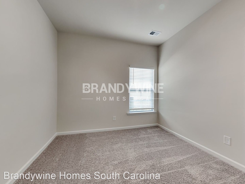 580 Glenmanor Drive - Photo 13