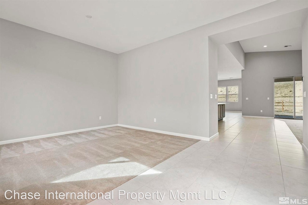 9017 Iron Sky Court - Photo 19