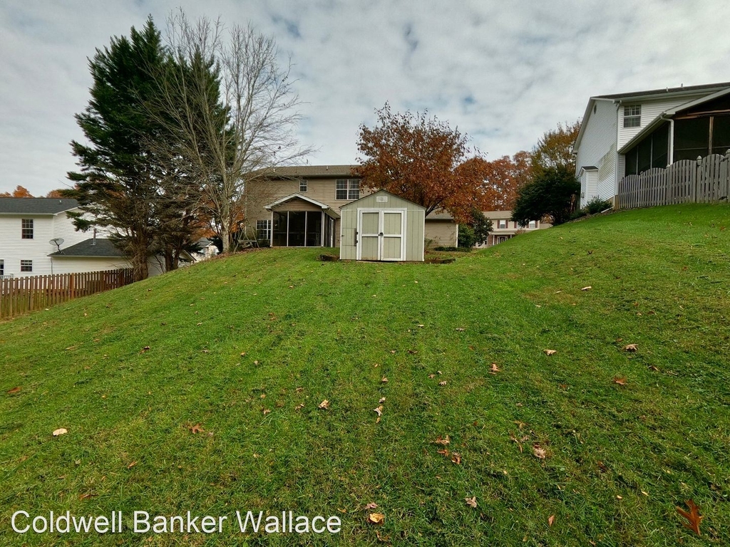 1529 Silverdale Lane - Photo 26