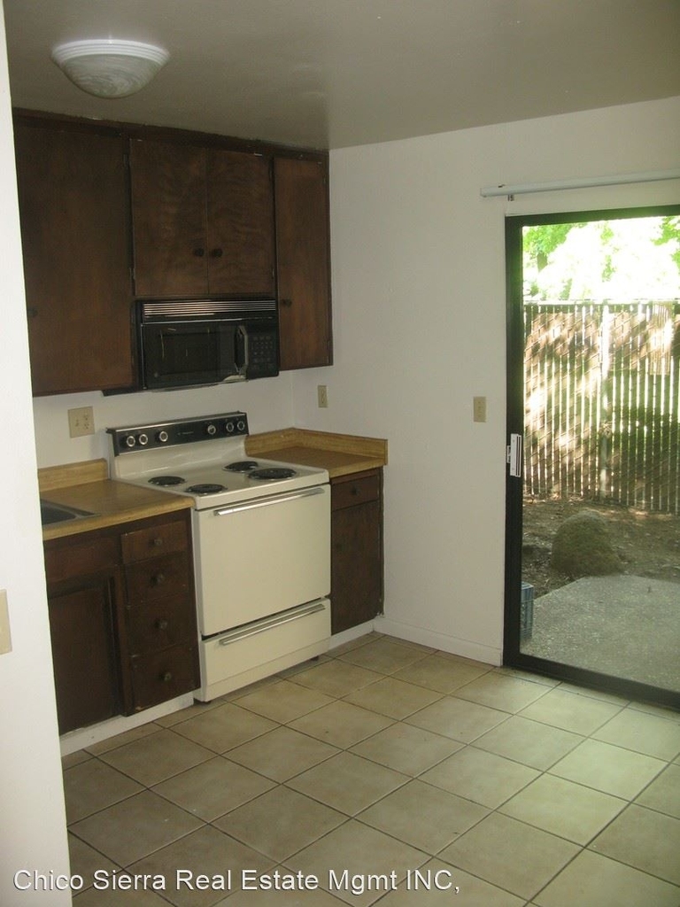 706 West Sacramento - Photo 10