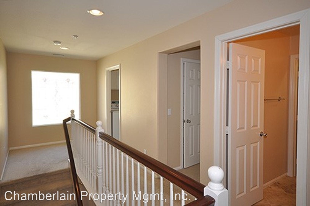 1071 Woodcrest Lane - Photo 12