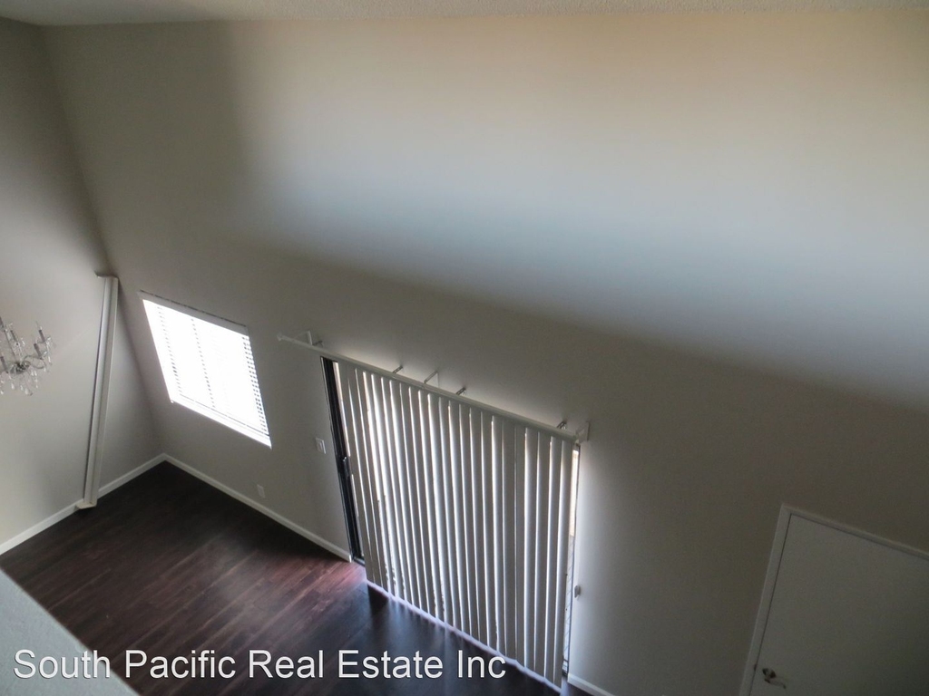 14639 Burbank Blvd., - Photo 5