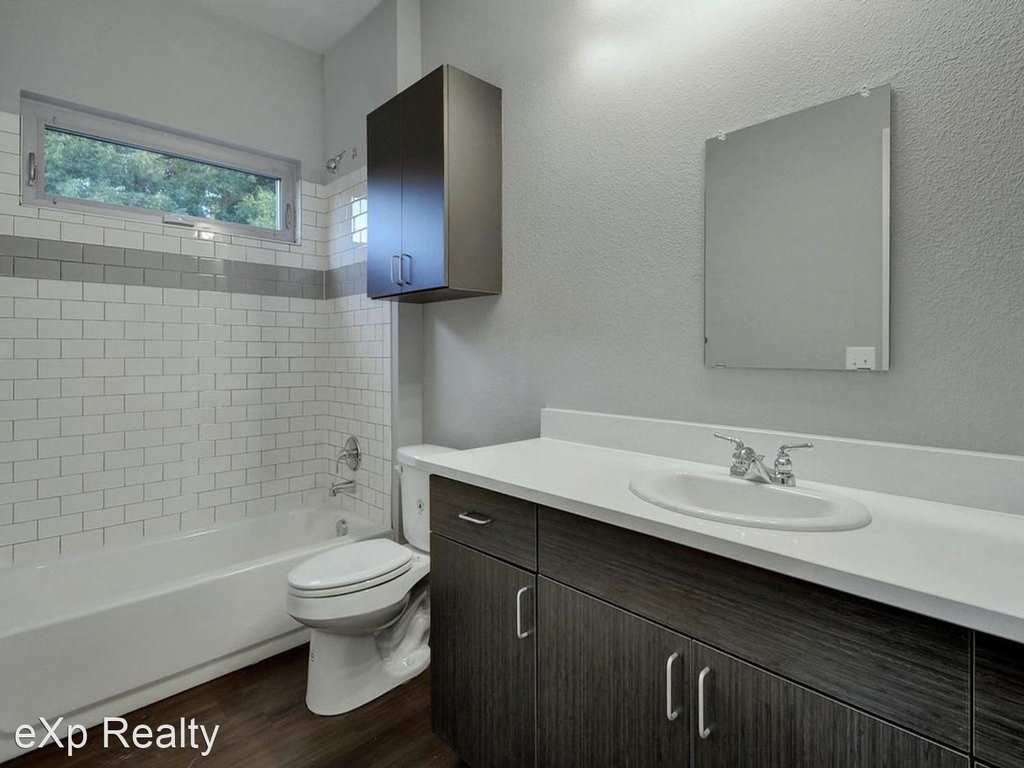 2822 Rio Grande Street - Photo 6