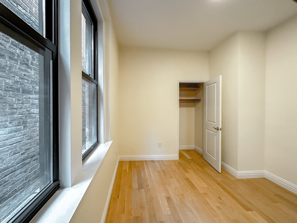 123 East 82nd Street - Photo 6