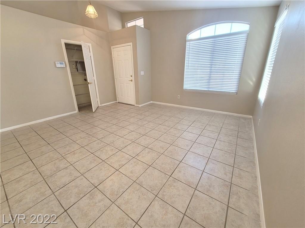 7457 Tamarind Avenue - Photo 4