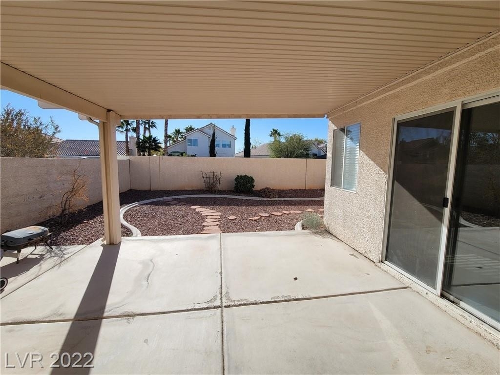 7457 Tamarind Avenue - Photo 29