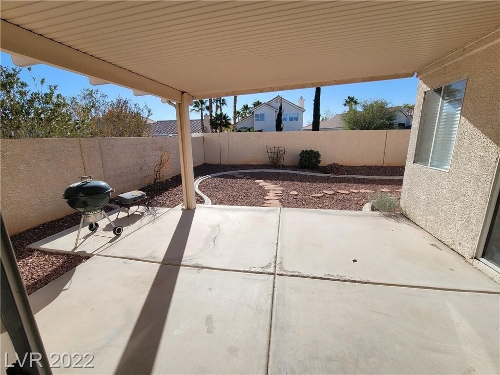 7457 Tamarind Avenue - Photo 30