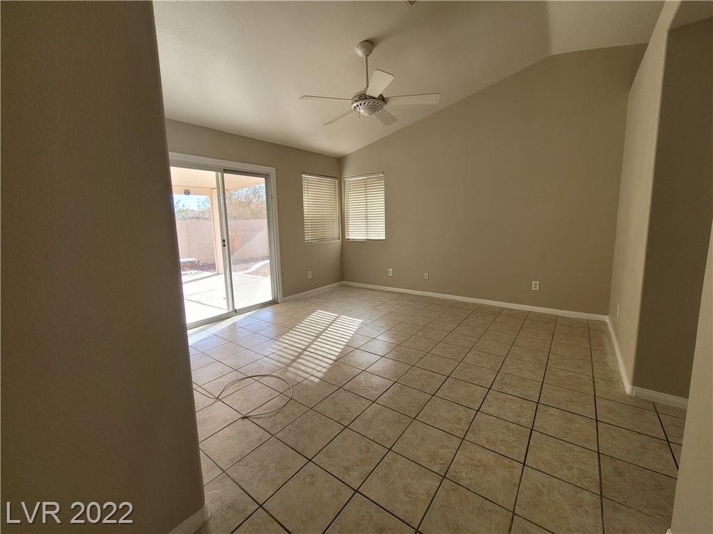 7457 Tamarind Avenue - Photo 17