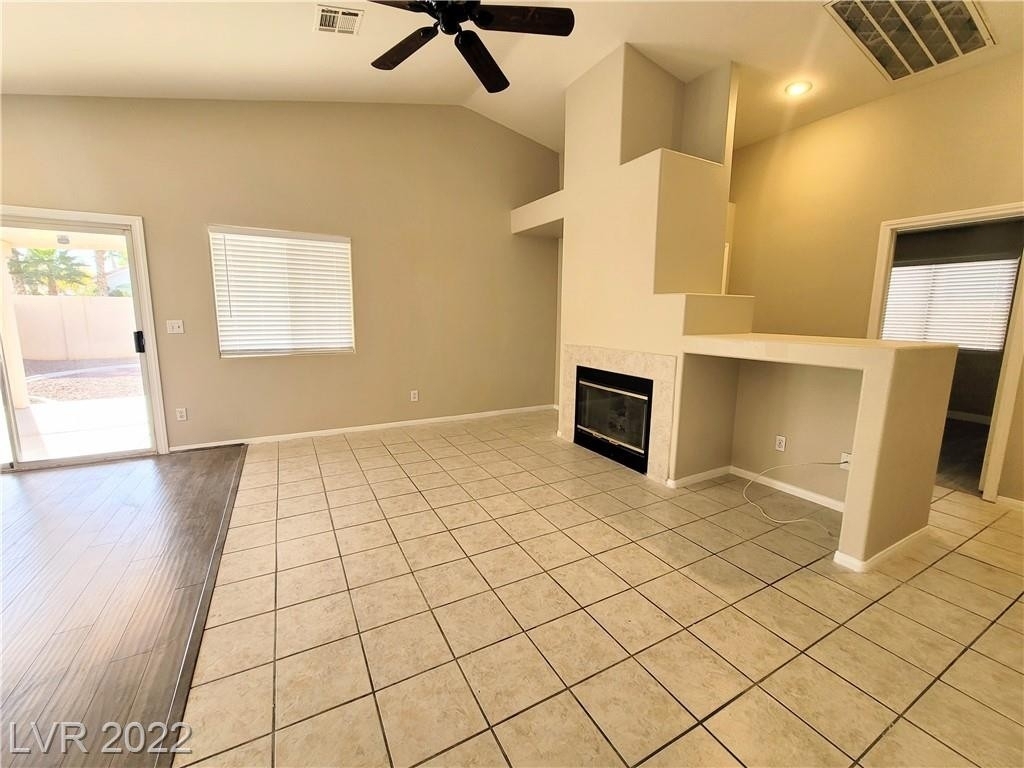 7457 Tamarind Avenue - Photo 7