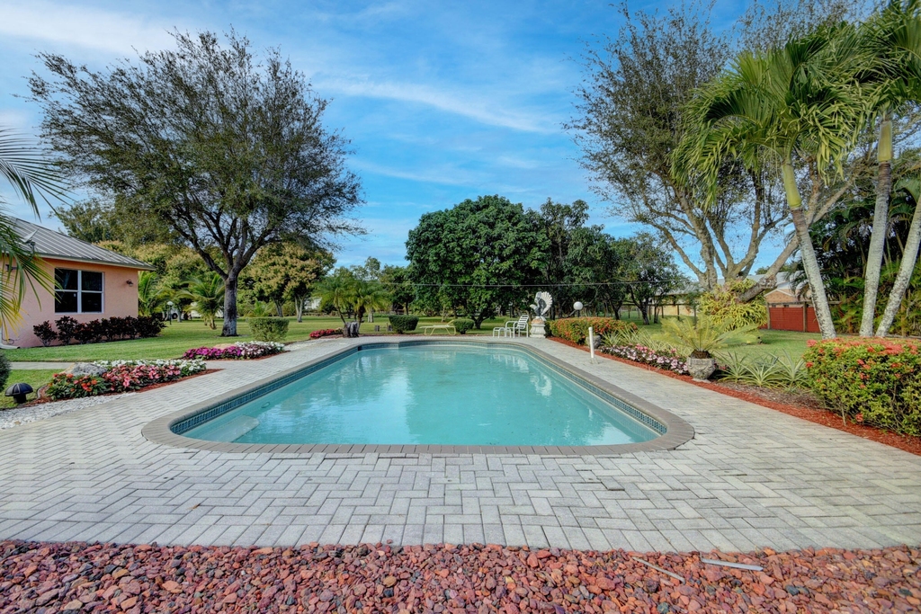 5470 Colbright Road - Photo 48