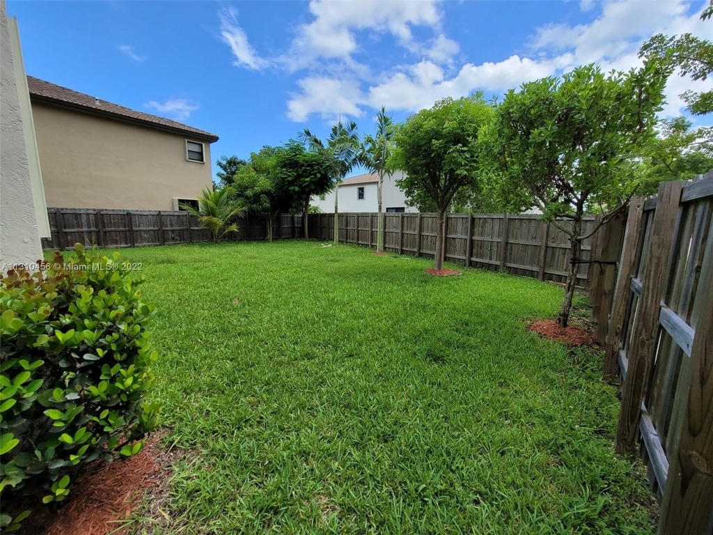 11750 Sw 233rd Ln - Photo 23