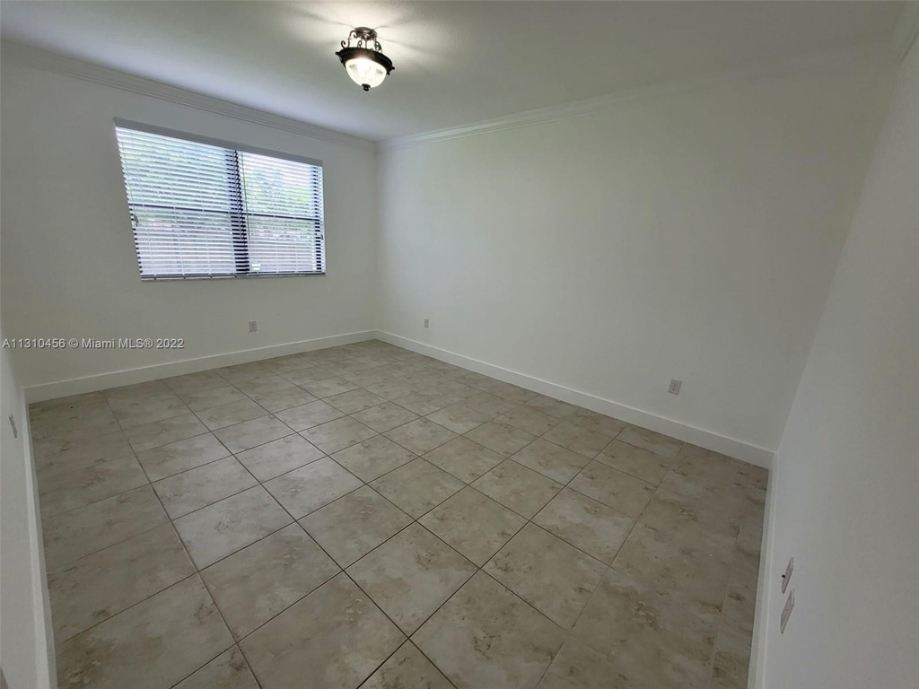 11750 Sw 233rd Ln - Photo 10