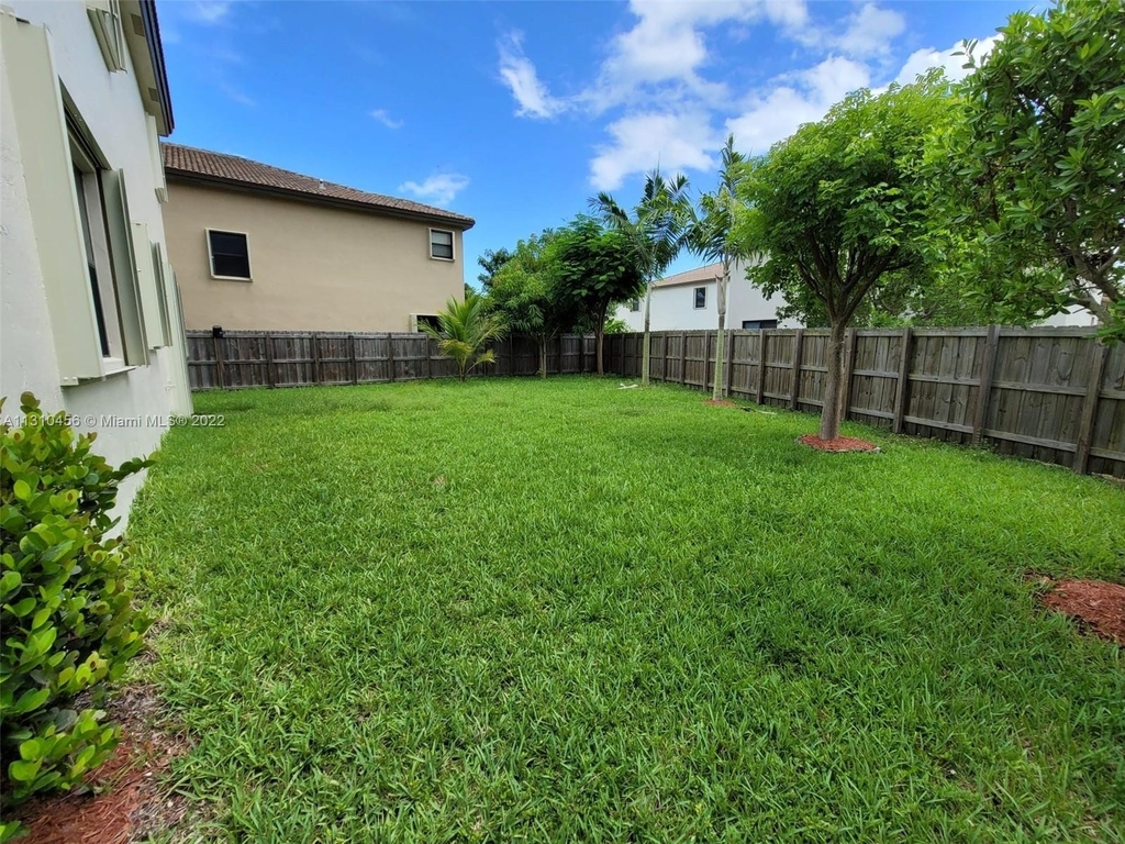 11750 Sw 233rd Ln - Photo 22