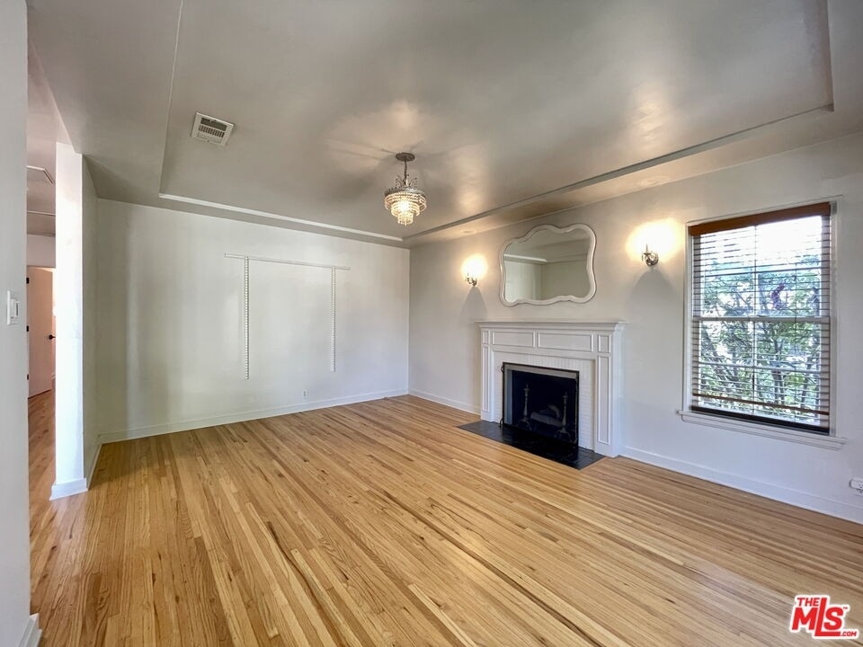 8011 Stewart Ave - Photo 3