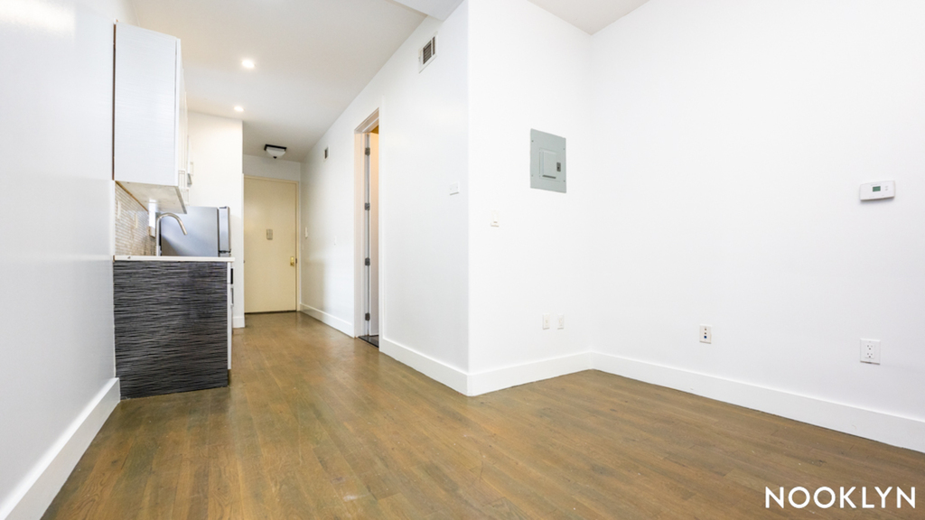 406 Evergreen Avenue - Photo 15