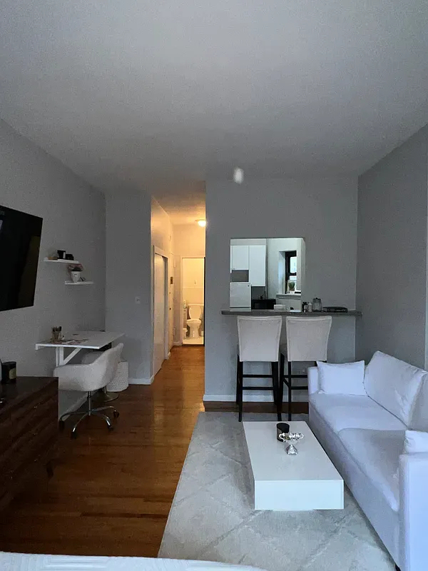 225 East 82nd Street - Photo 2