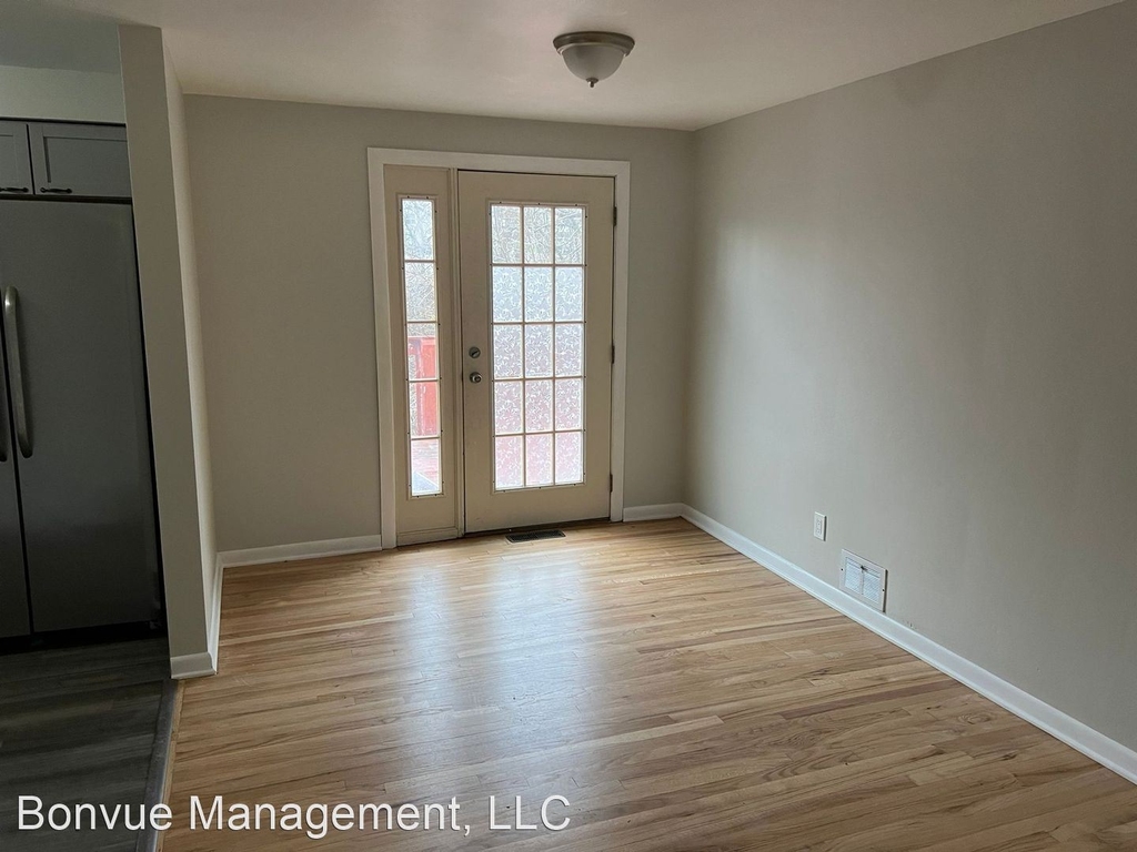 2643 Main St - Photo 5