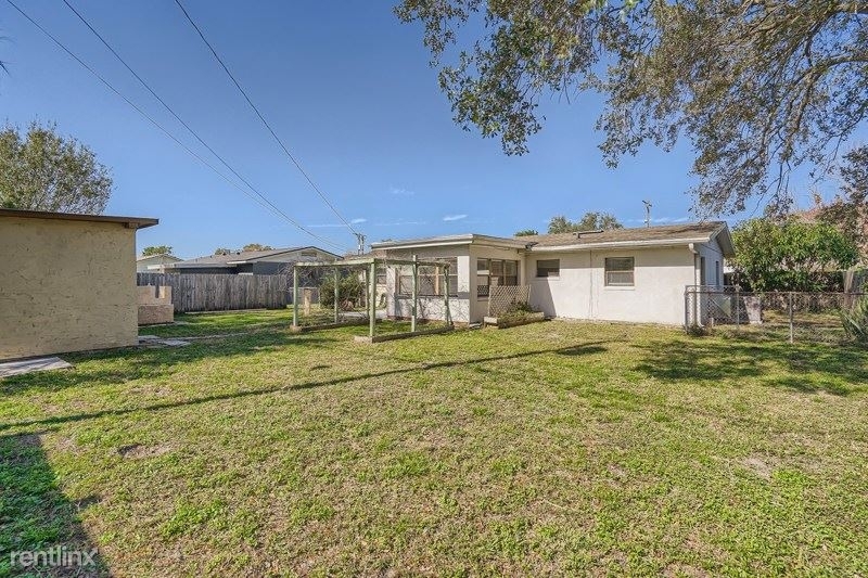 540 Florida Circle South Unit - Photo 11