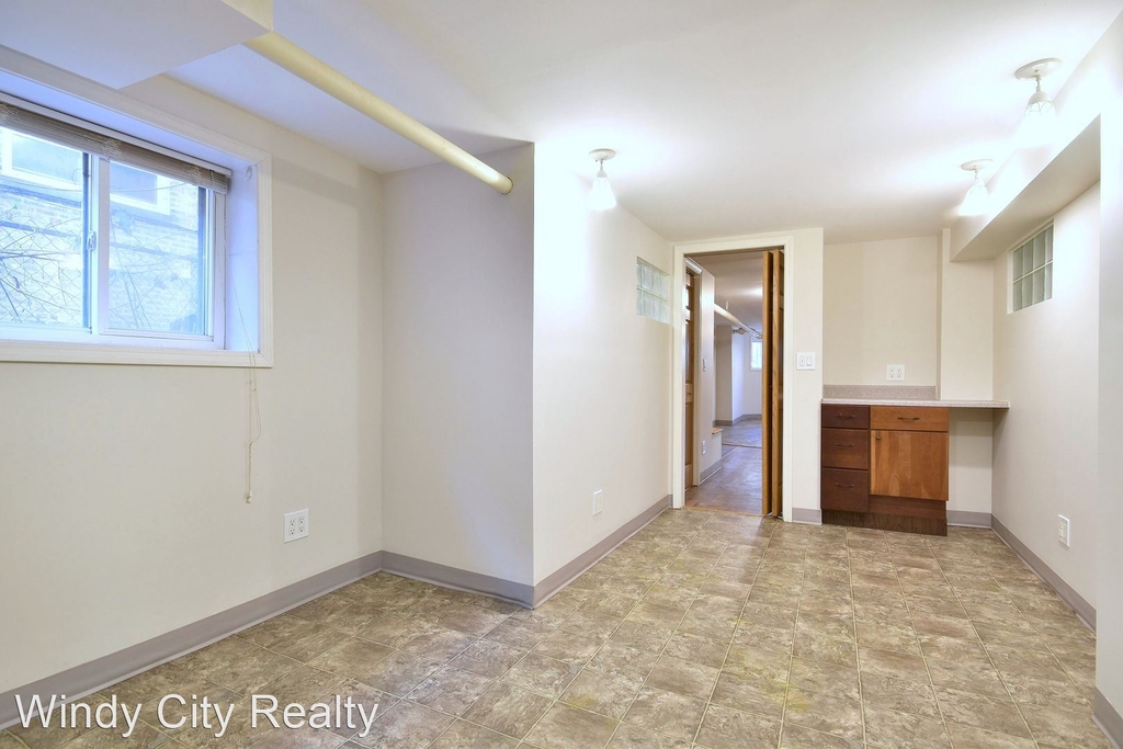 2219 W Rosemont Ave - Photo 18