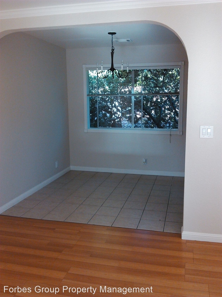 135 Rose Court - Photo 12