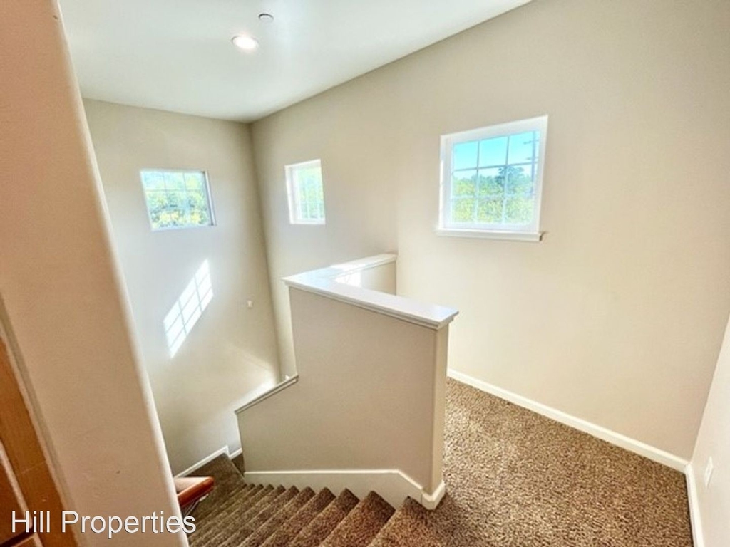 505 Oak Street - Photo 11