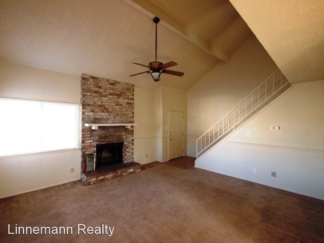 1101 Royal Crest Drive - Photo 3