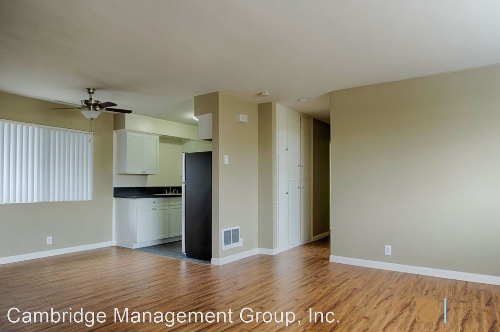 1371 E Lexington Ave - Photo 14