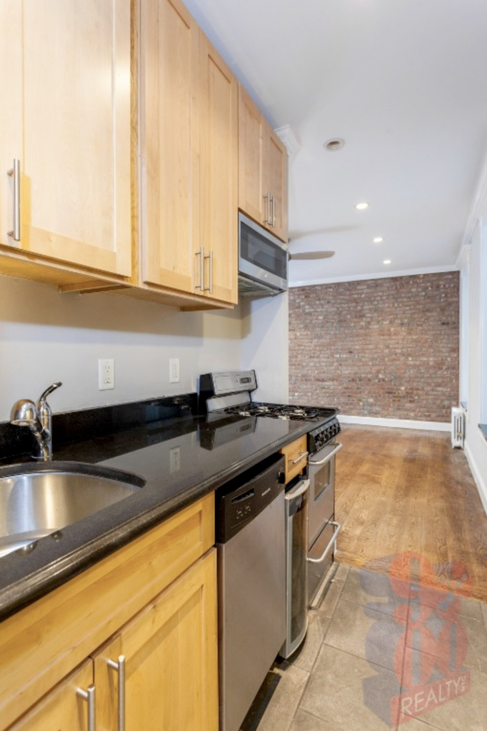 338 East 100th Street - Photo 1