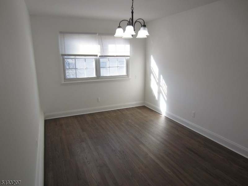 423 Leonhardt Dr 2nd Floor - Photo 5