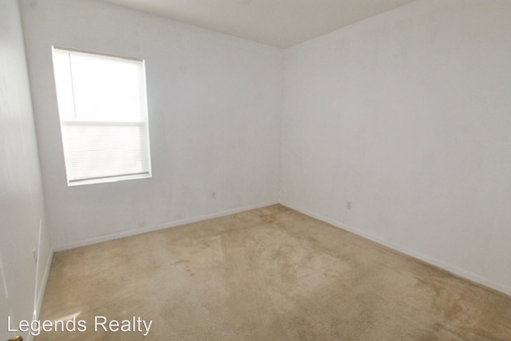 1326 Plumgrass Circle - Photo 20