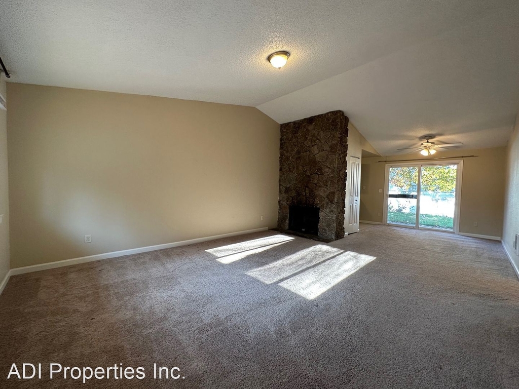 18945 Nw Shadow Lane - Photo 2