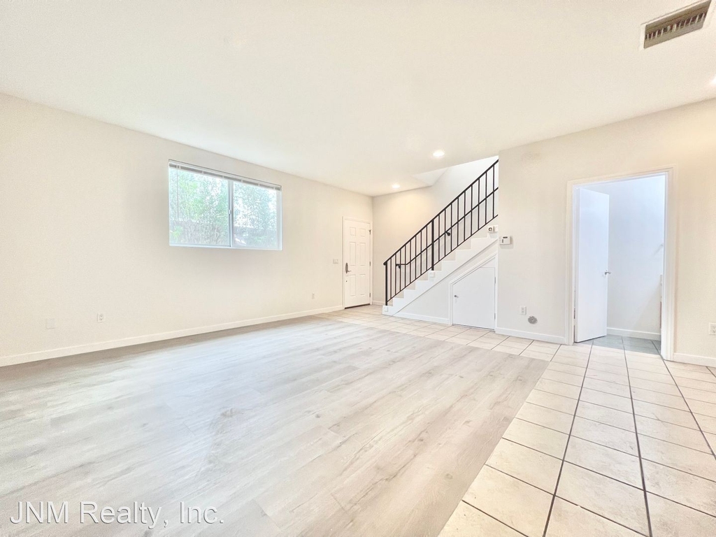 8729 Willis Ave. - Photo 3