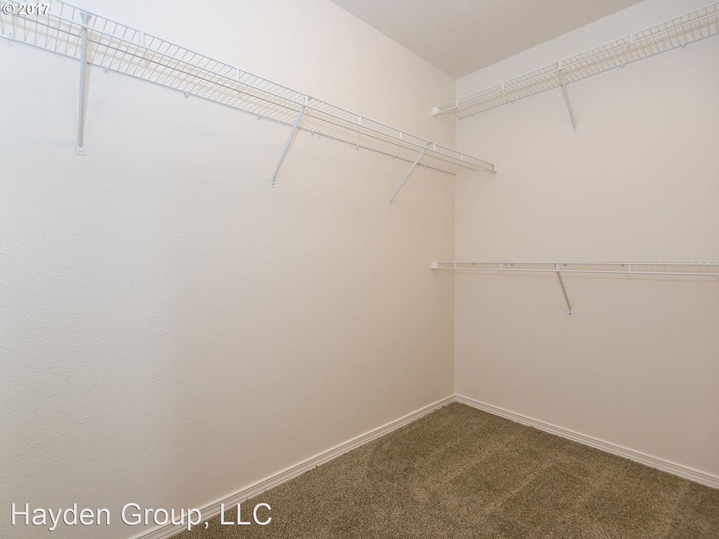 151 Se 9th Ave - Photo 11