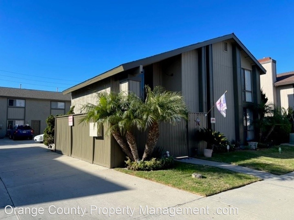 2111 California Street - Photo 0