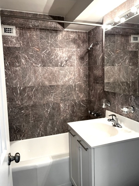 435 East 79th Street - Photo 7