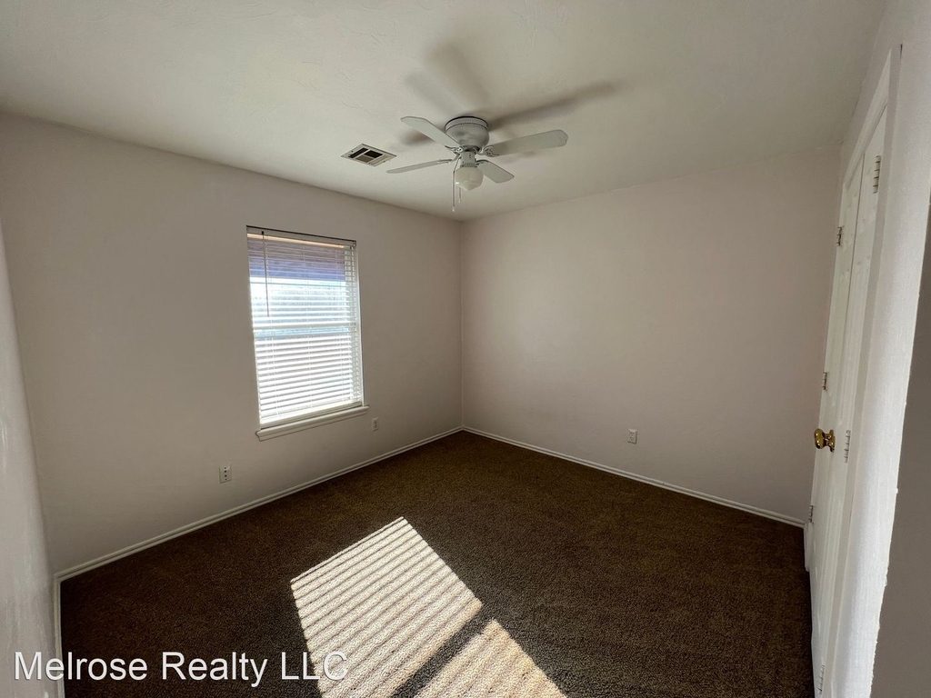 18005 Chestnut Oak Drive - Photo 15