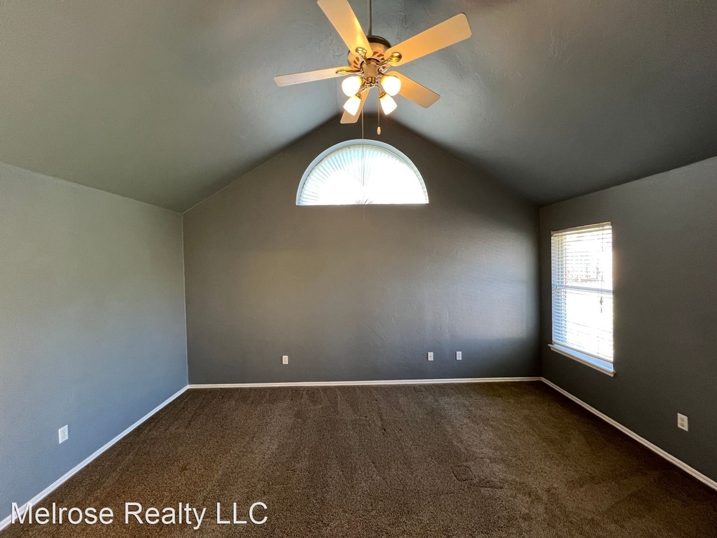 18005 Chestnut Oak Drive - Photo 25