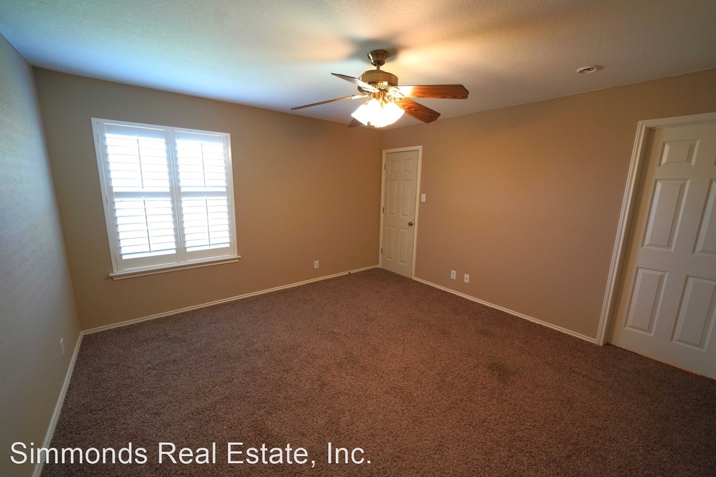 321 Willow Loop - Photo 32