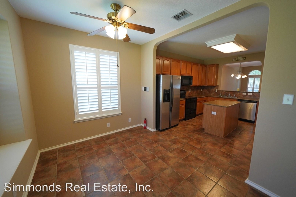 321 Willow Loop - Photo 13